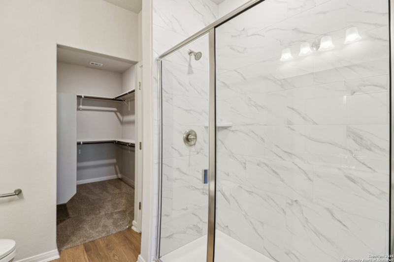 7114 Magnolia Crk #201 - Photo 6 of 13