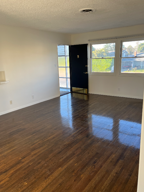 13744 Burbank Blvd #A - Photo 6 of 23