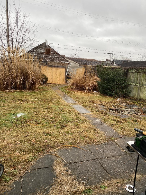 1 Scott St - Photo 3 of 4