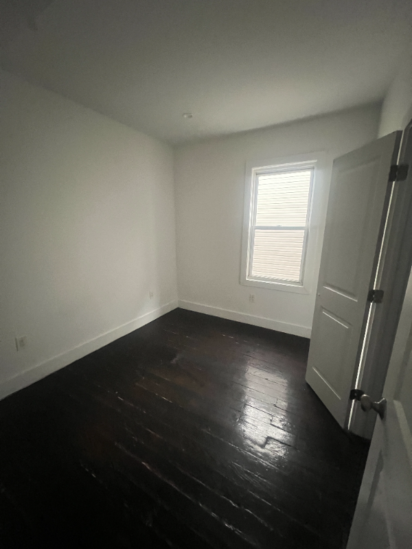 877 S 14th St #2 - Photo 6 of 8