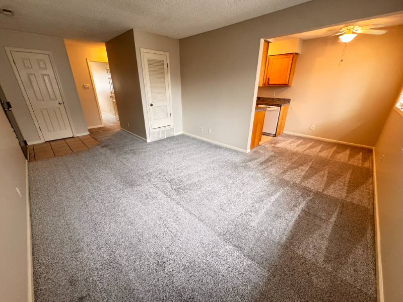 1531 D St #08 - Photo 6 of 12