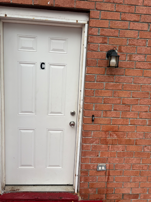 2031 Sitser Ln #C - Photo 2 of 11