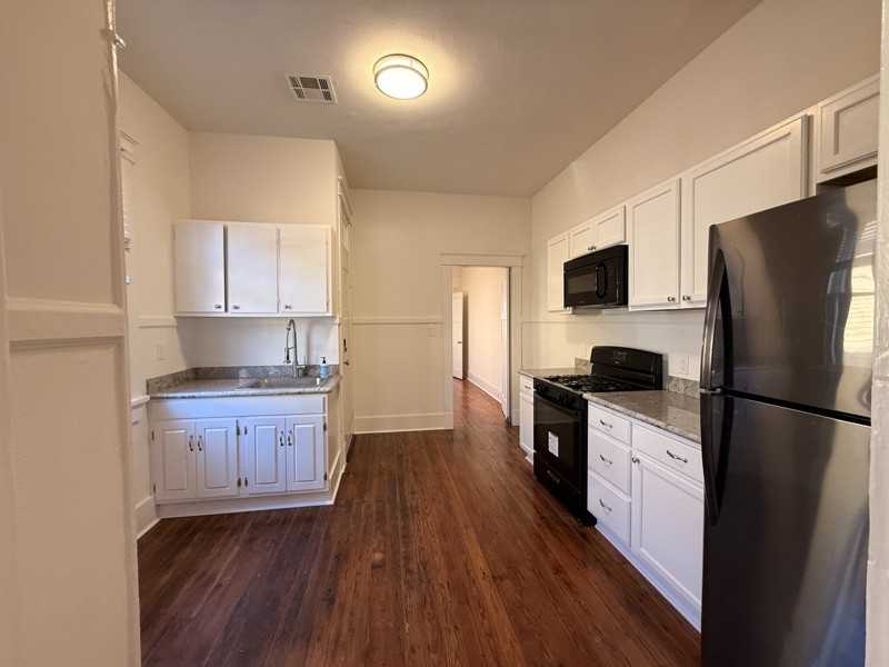 2925 Bruxelles St - Photo 7 of 15