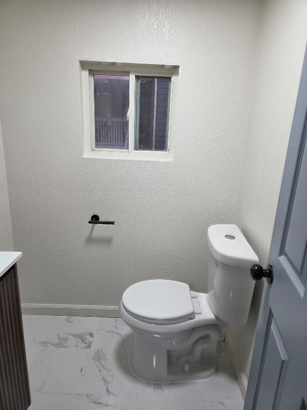 1600 E 77th Ter - Photo 6 of 18