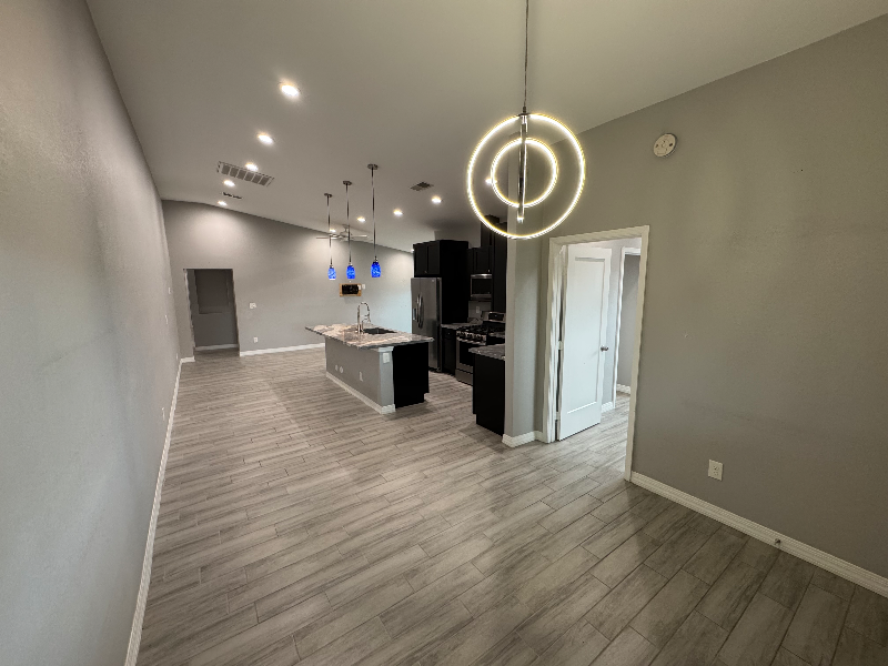 1558 W 5th St #1 - Photo 2 of 28