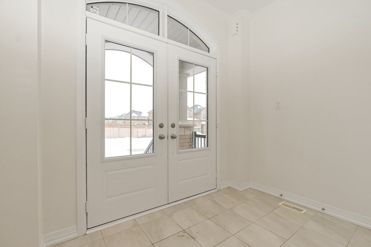 1361 Broderick St - Photo 2 of 50