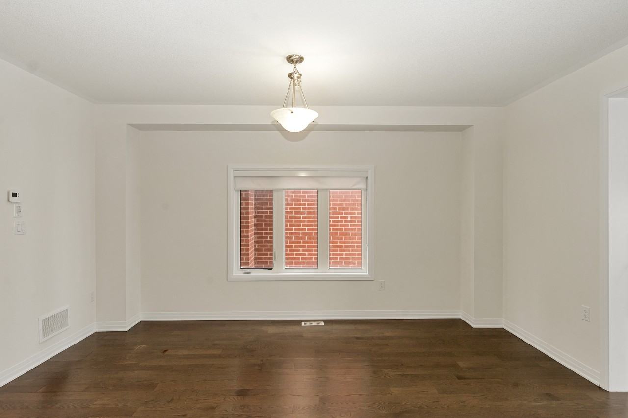 1361 Broderick St - Photo 7 of 50