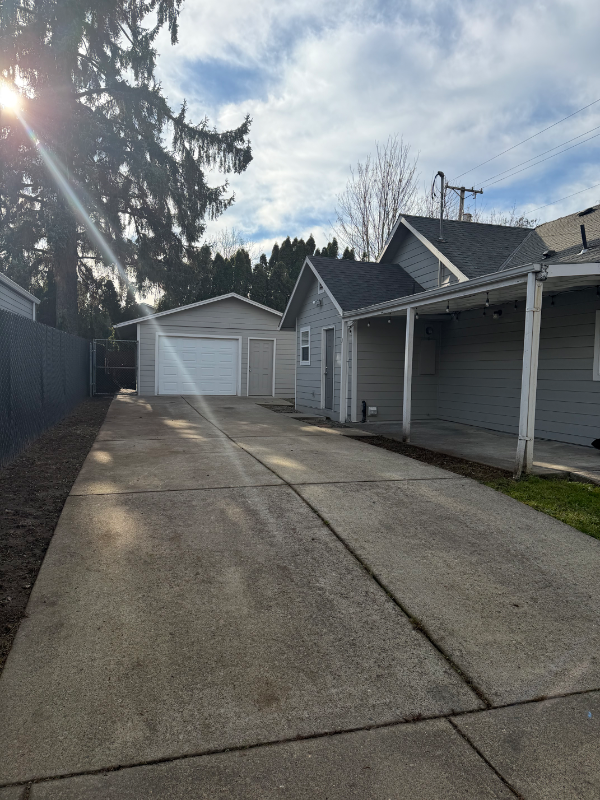 3015 Fruit Valley Rd - Photo 4 of 13