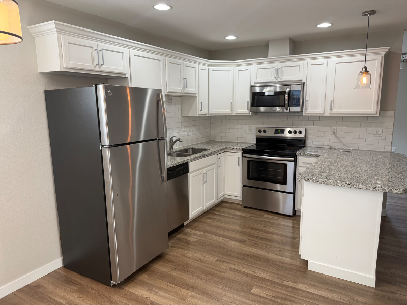 3015 Fruit Valley Rd - Photo 7 of 13