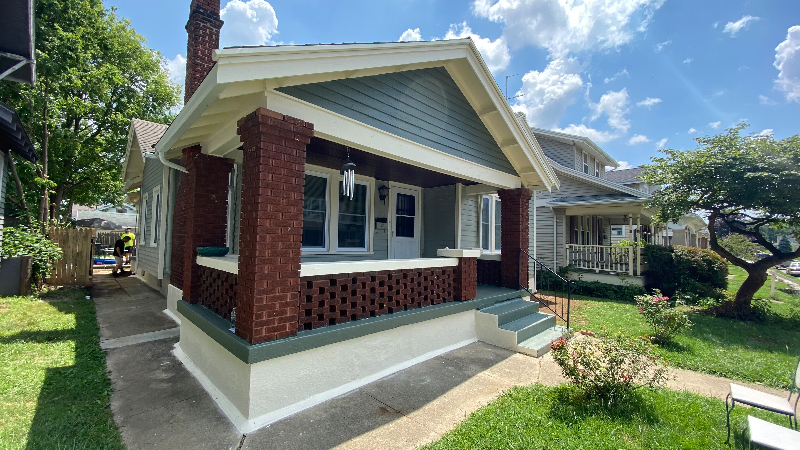 1210 Carlisle Ave - Photo 3 of 20