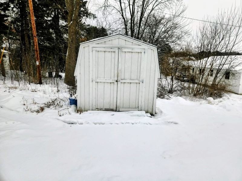 230 Arlington Dr - Photo 2 of 16