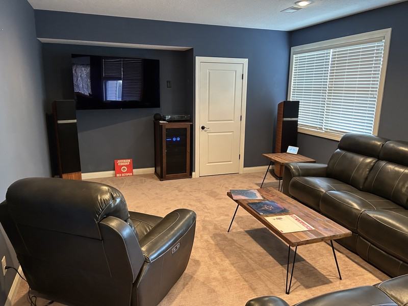 6078 Shawnee Ct - Photo 2 of 6