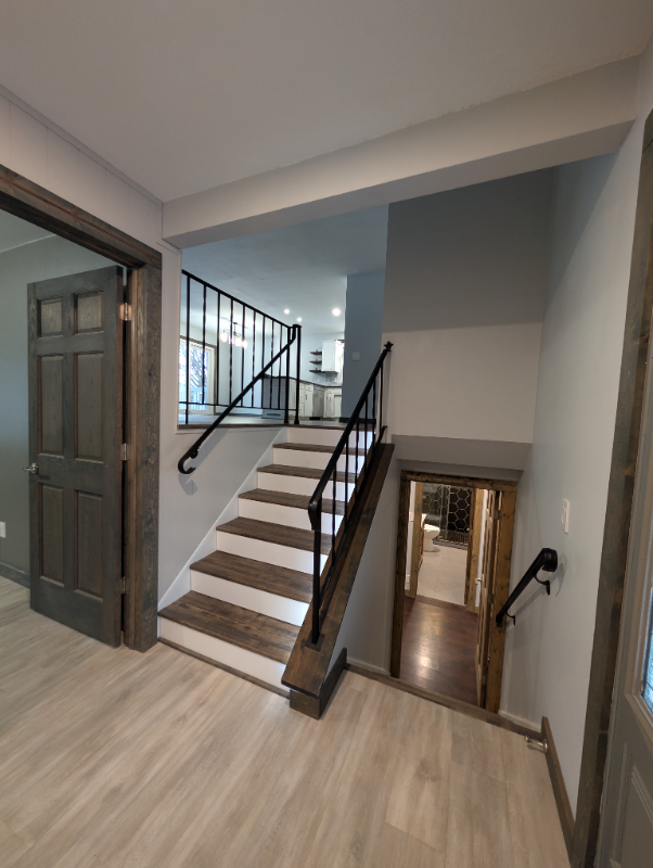 8381 5th St Ne - Photo 3 of 17