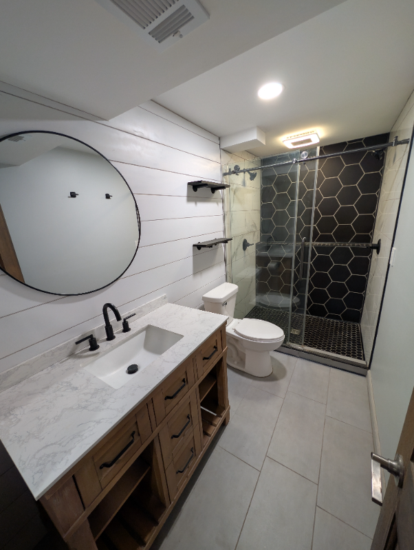 8381 5th St Ne - Photo 4 of 17