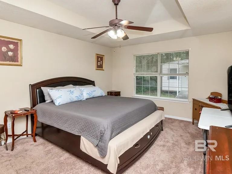 8816 Spring Grv N - Photo 2 of 27