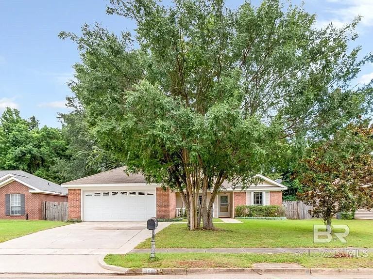 8816 Spring Grv N - Photo 4 of 27