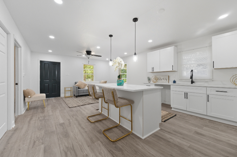 3192 Oakcliff Rd Nw - Photo 5 of 16