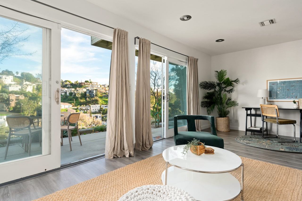 Effie St & Redesdale Ave - Photo 2 of 14