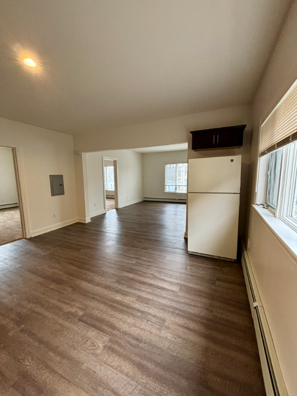 85 Laverack Ave #3 - Photo 3 of 11