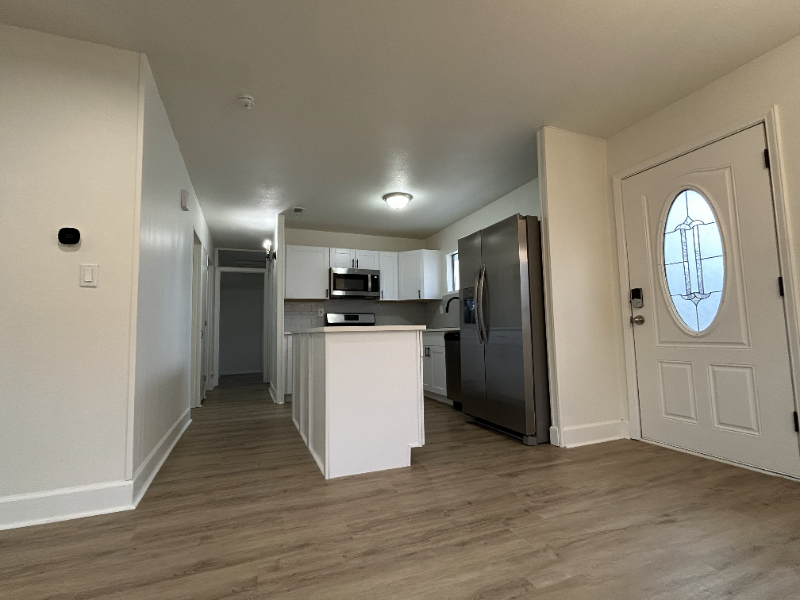 2407 Duportail St - Photo 2 of 20