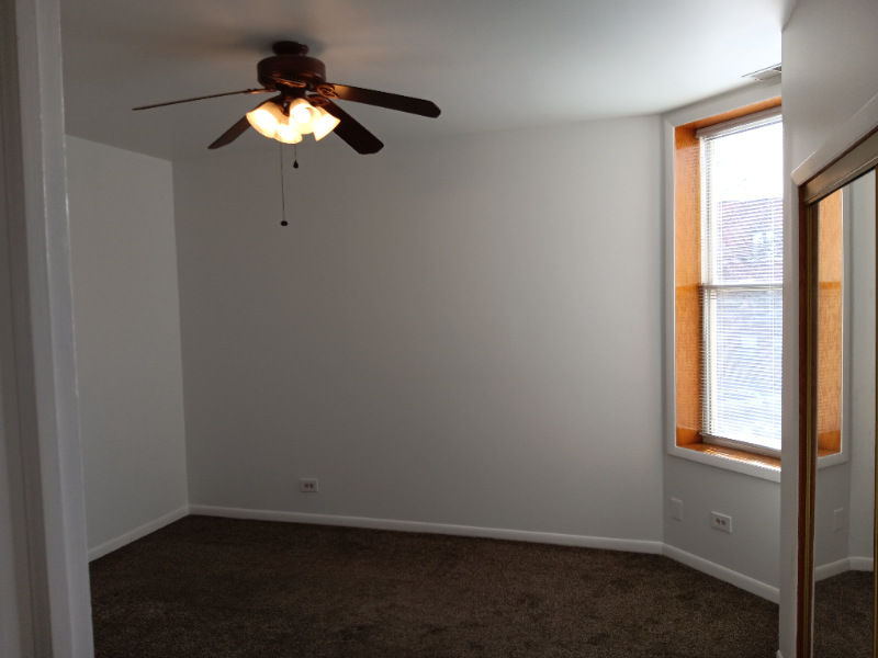 5536 S Michigan Ave #2 - Photo 4 of 14