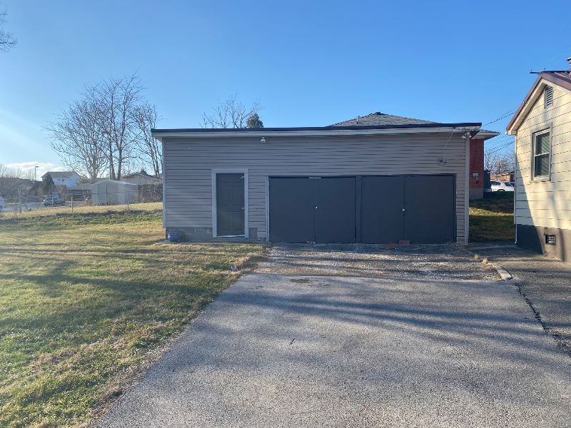 200 Boggs Ln - Photo 6 of 19