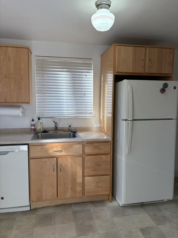 6318 Glenview Pl - Photo 7 of 19