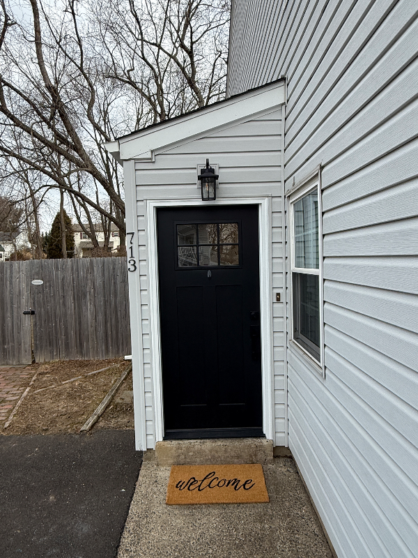 713 Timber Ln - Photo 7 of 35