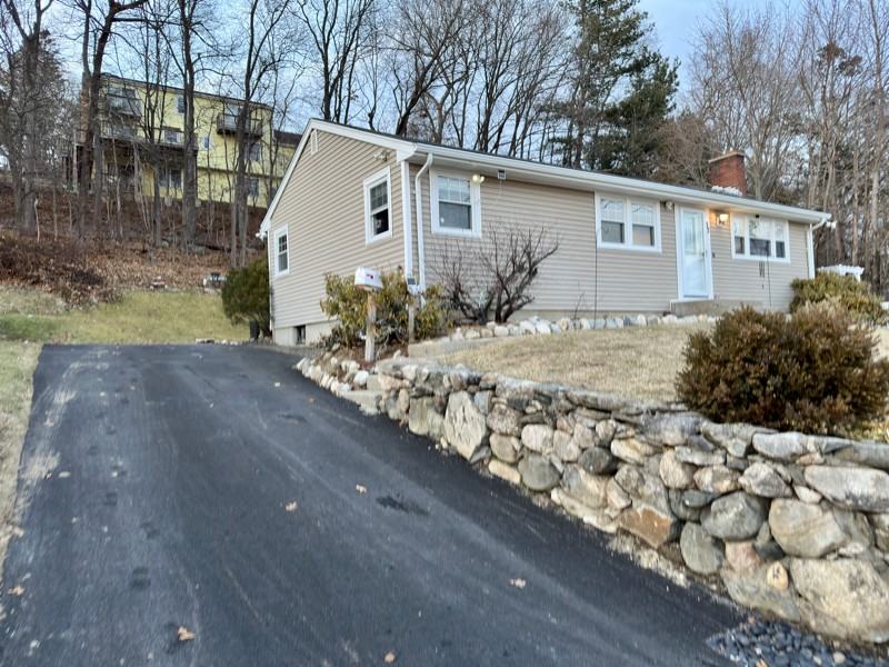 72 Sunshine Dr - Photo 2 of 19