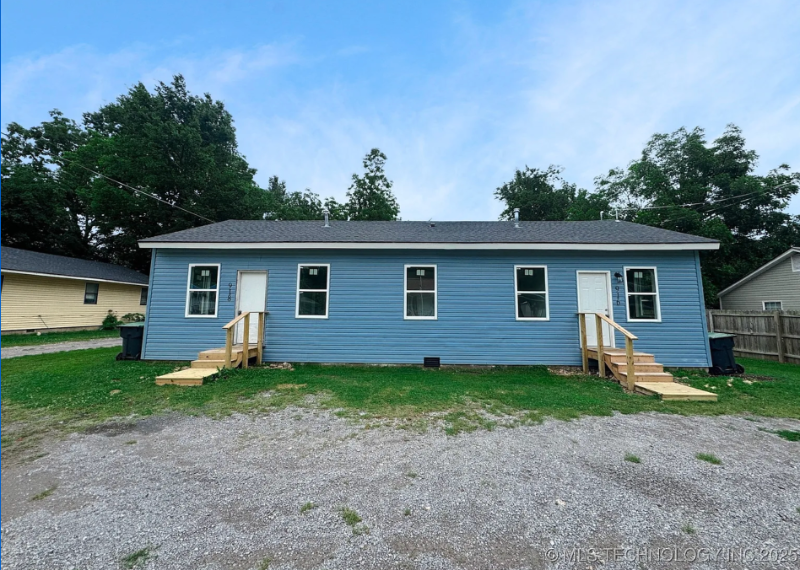 918 Coy Ave #916 - Photo 2 of 16