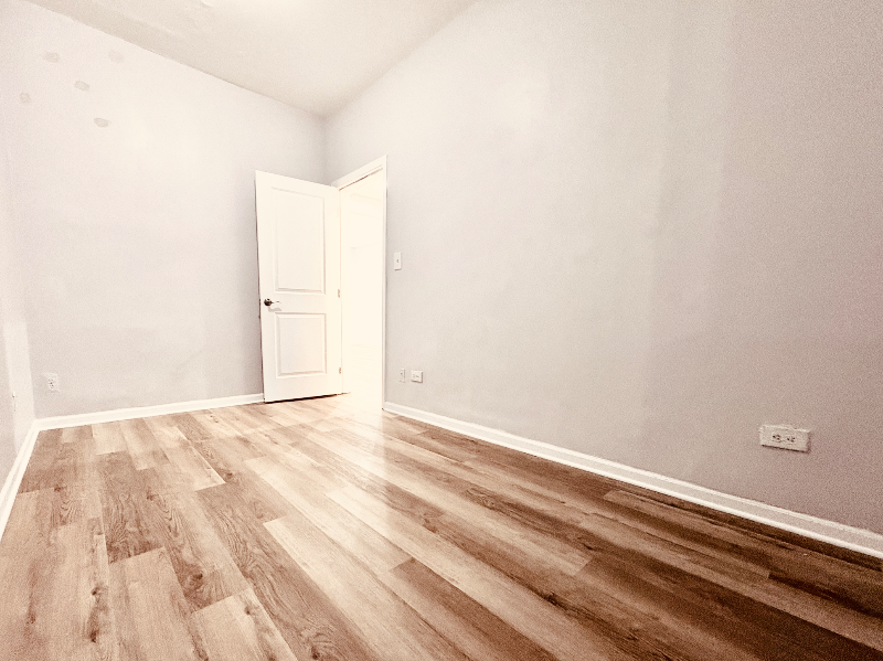 2657 W North Ave - Photo 4 of 28