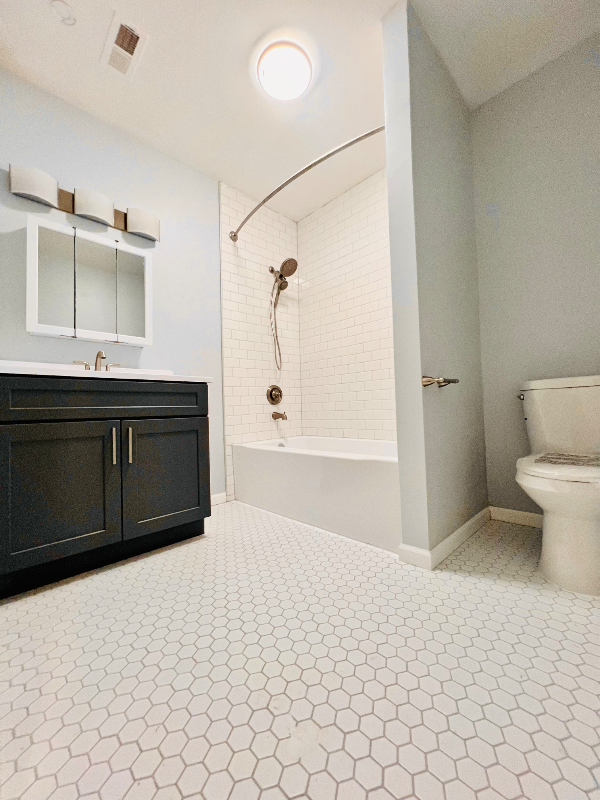 2657 W North Ave - Photo 7 of 28