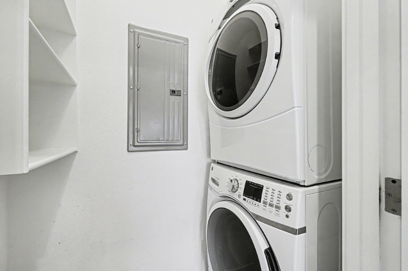 232 Inca St - Photo 6 of 20