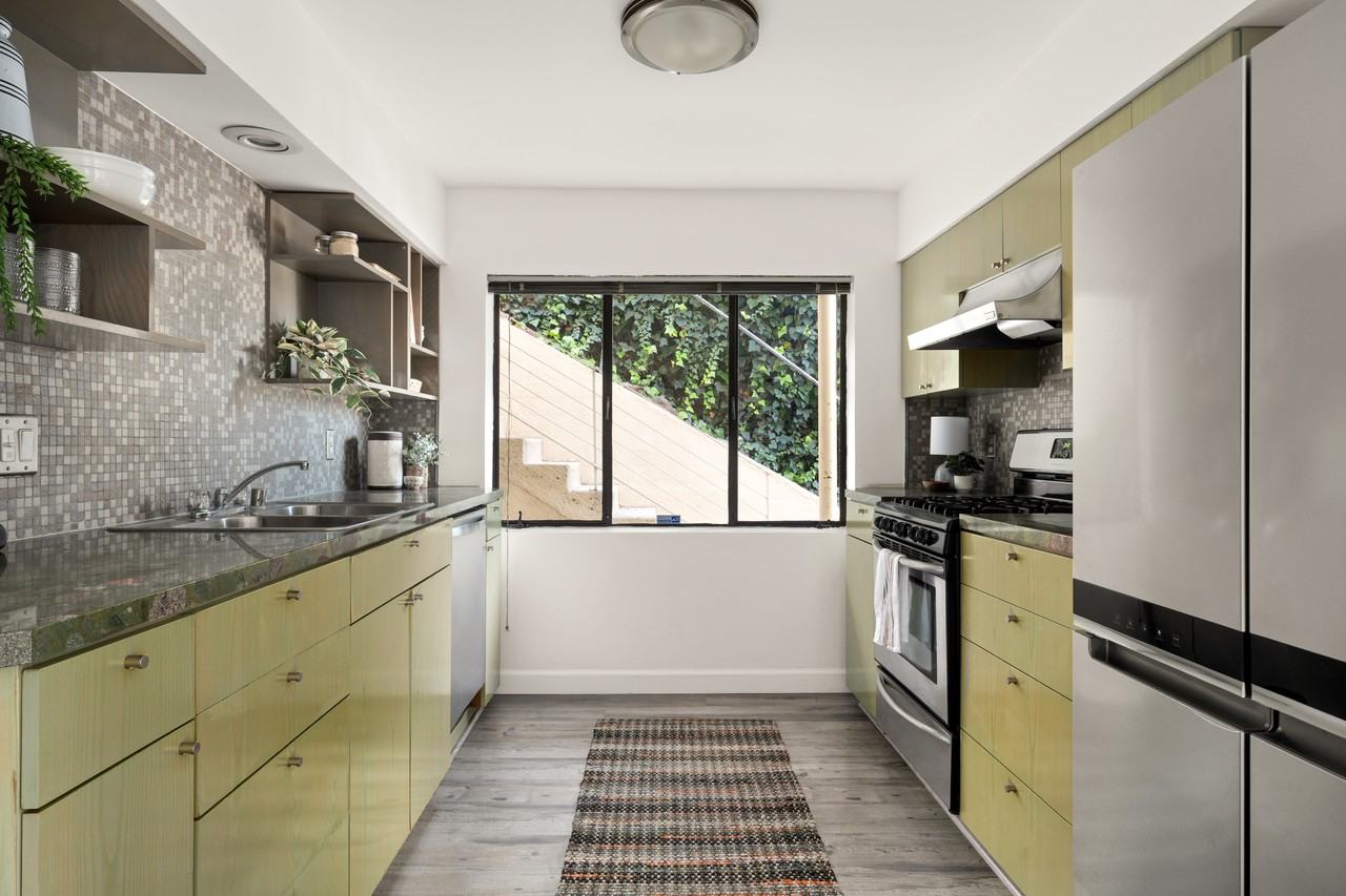 Effie St & Redesdale Ave - Photo 6 of 14