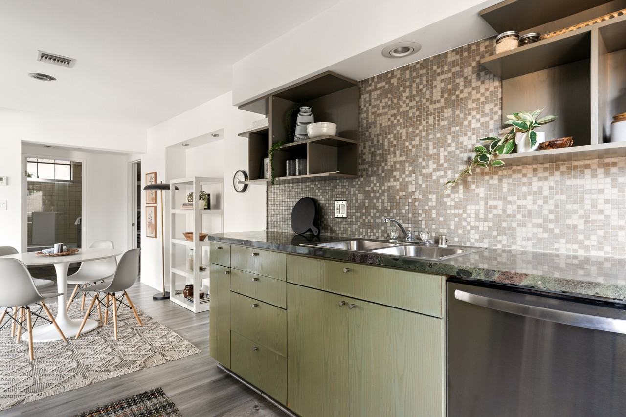 Effie St & Redesdale Ave - Photo 7 of 14