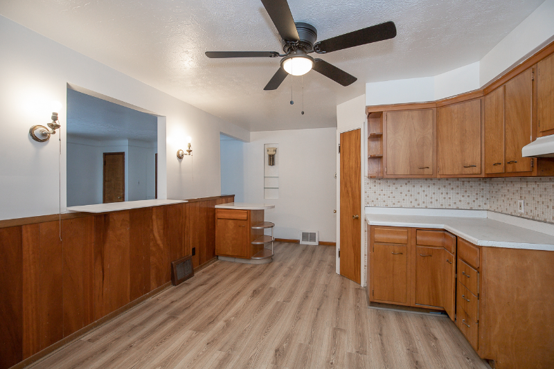 160 Noble Beach Dr - Photo 6 of 19