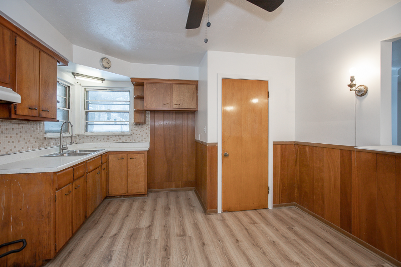 160 Noble Beach Dr - Photo 7 of 19