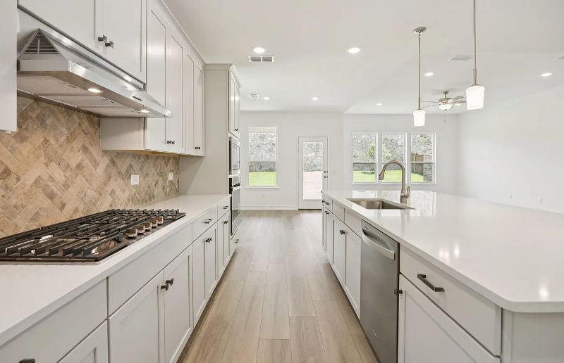 1436 Holmes St - Photo 7 of 20