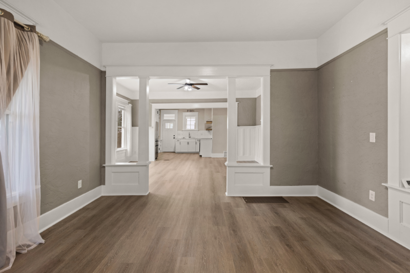 204 18th Ave S - Photo 7 of 18