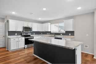 605 Mayfield Dr - Photo 1 of 1