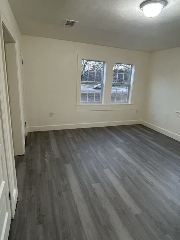 720 Cooper Rd - Photo 4 of 18