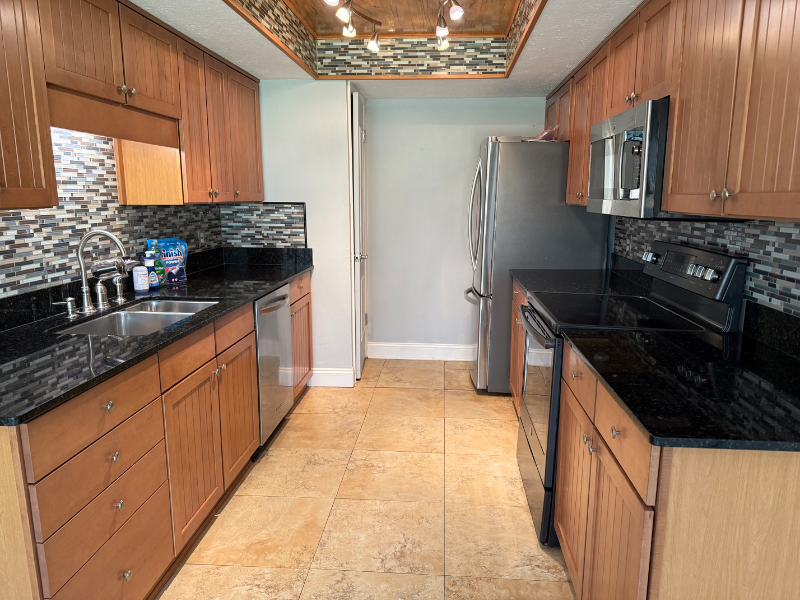 13903 A Bardmoor Pl - Photo 6 of 15