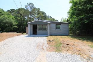 895 Brackett Rd - Photo 1 of 1