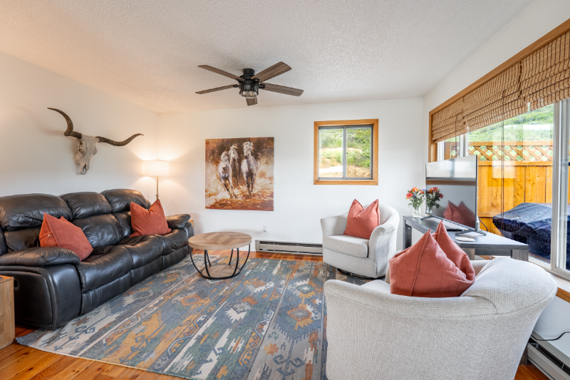 1602 Indian Creek Frontage Rd - Photo 3 of 17