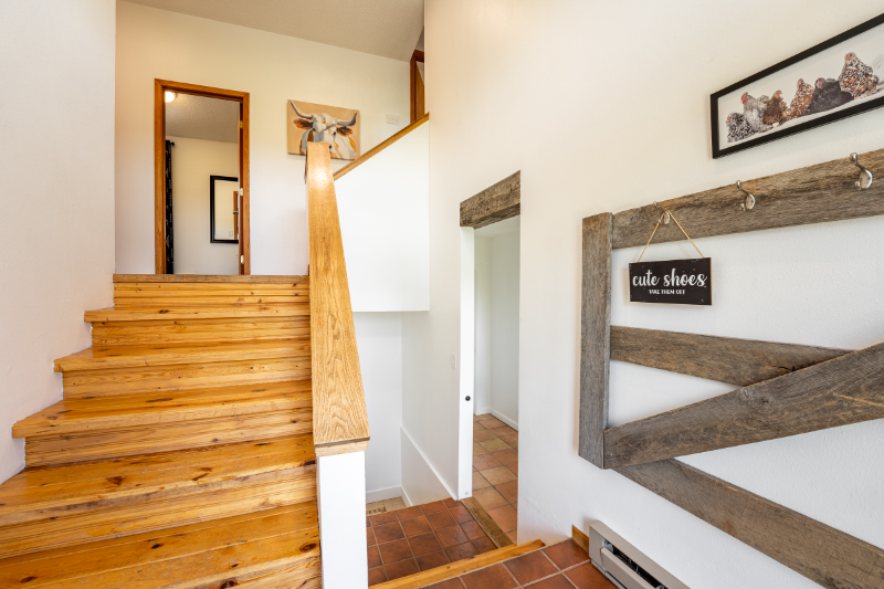 1602 Indian Creek Frontage Rd - Photo 6 of 17