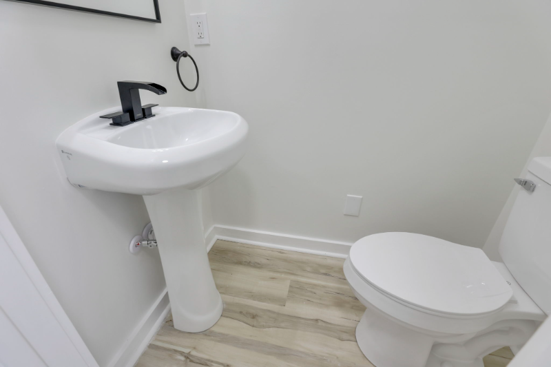 1359 Kent St #1359KENTST - Photo 3 of 12