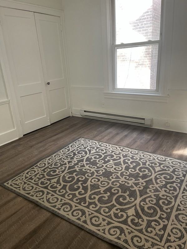 1104 Union St #6 - Photo 4 of 13