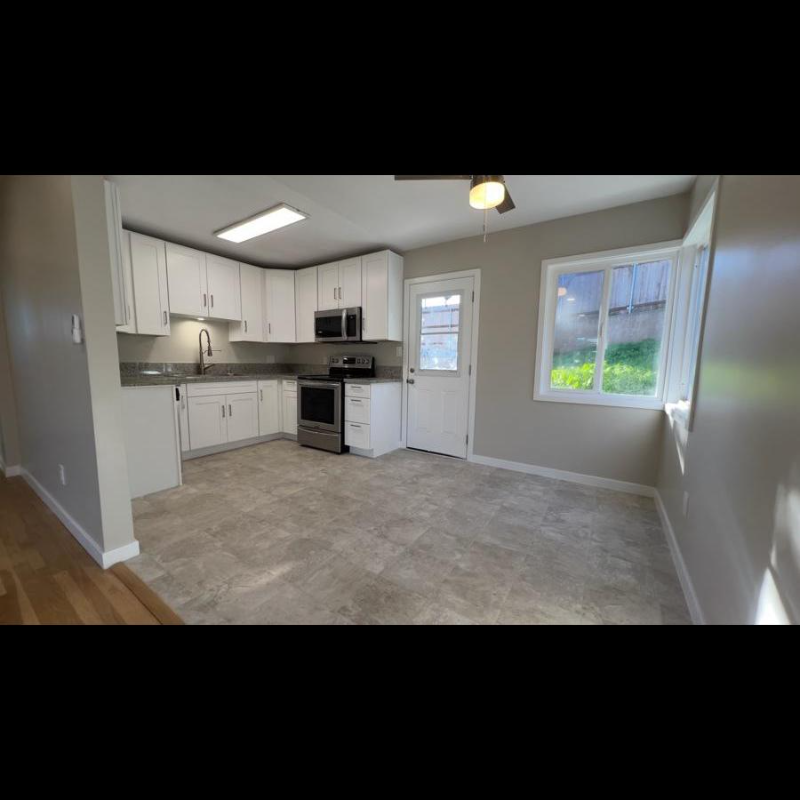 4638 Edenvale Ave - Photo 5 of 17