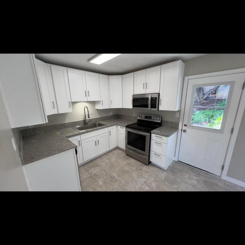 4638 Edenvale Ave - Photo 6 of 17