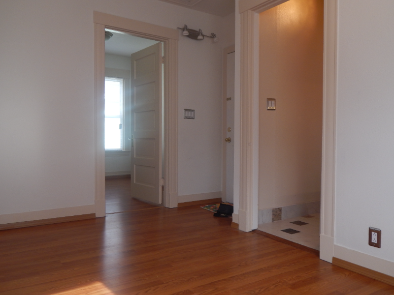 2328 Hoyt Ave #3 - Photo 2 of 11